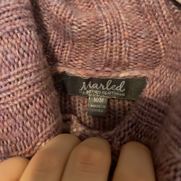 Beautiful purple knit sweater - Picture 2 of 2